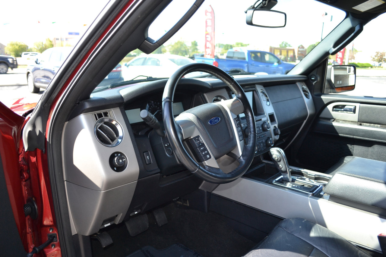 Used 2016 Ford Expedition Limited w/ Equipment Group 301A image 13