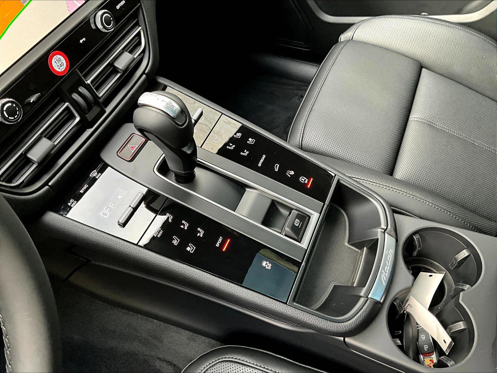 New 2026 Porsche Macan image 11