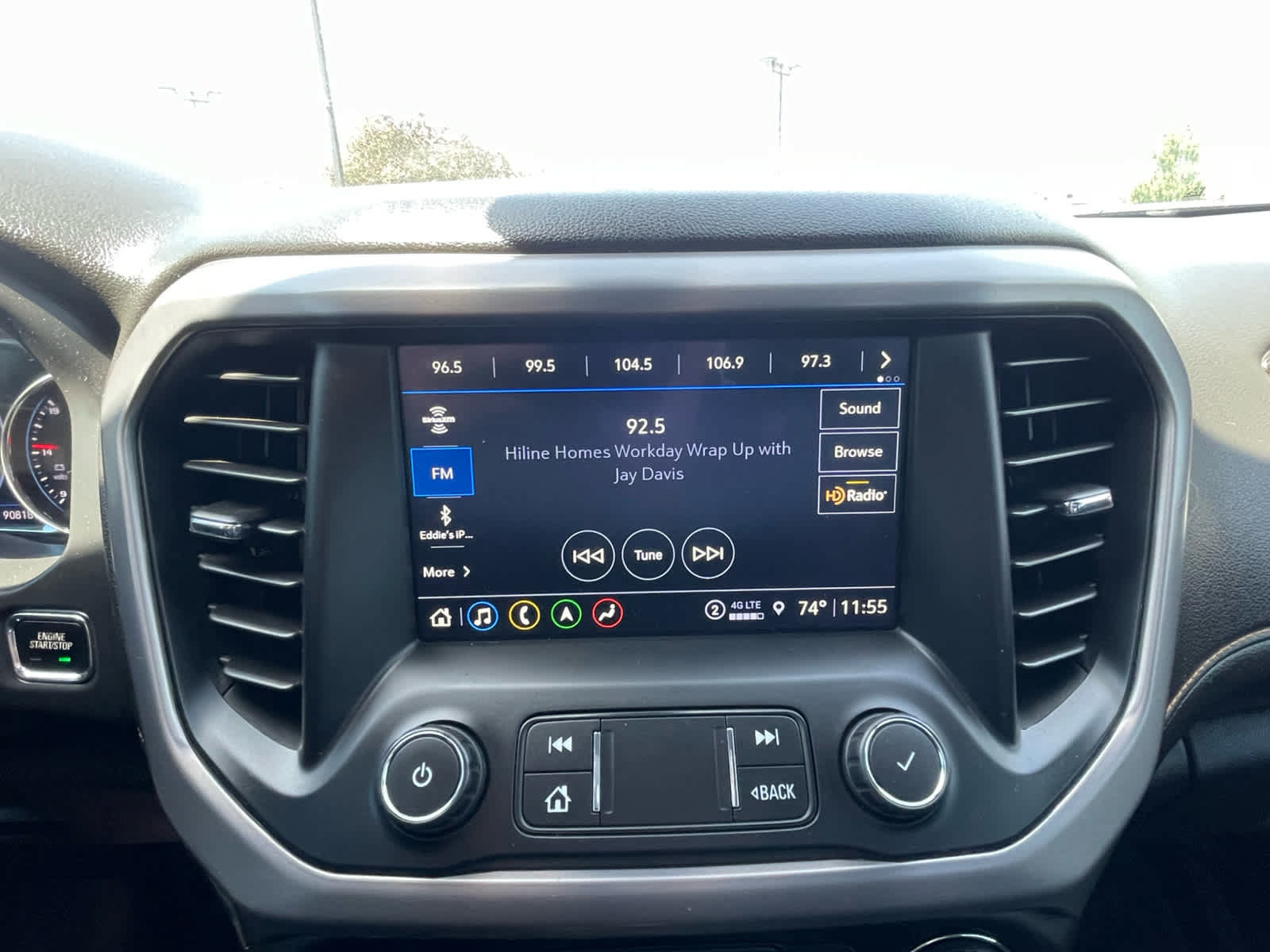 Used 2021 GMC Acadia AT4 w/ Technology Package AWD/4WD image 14