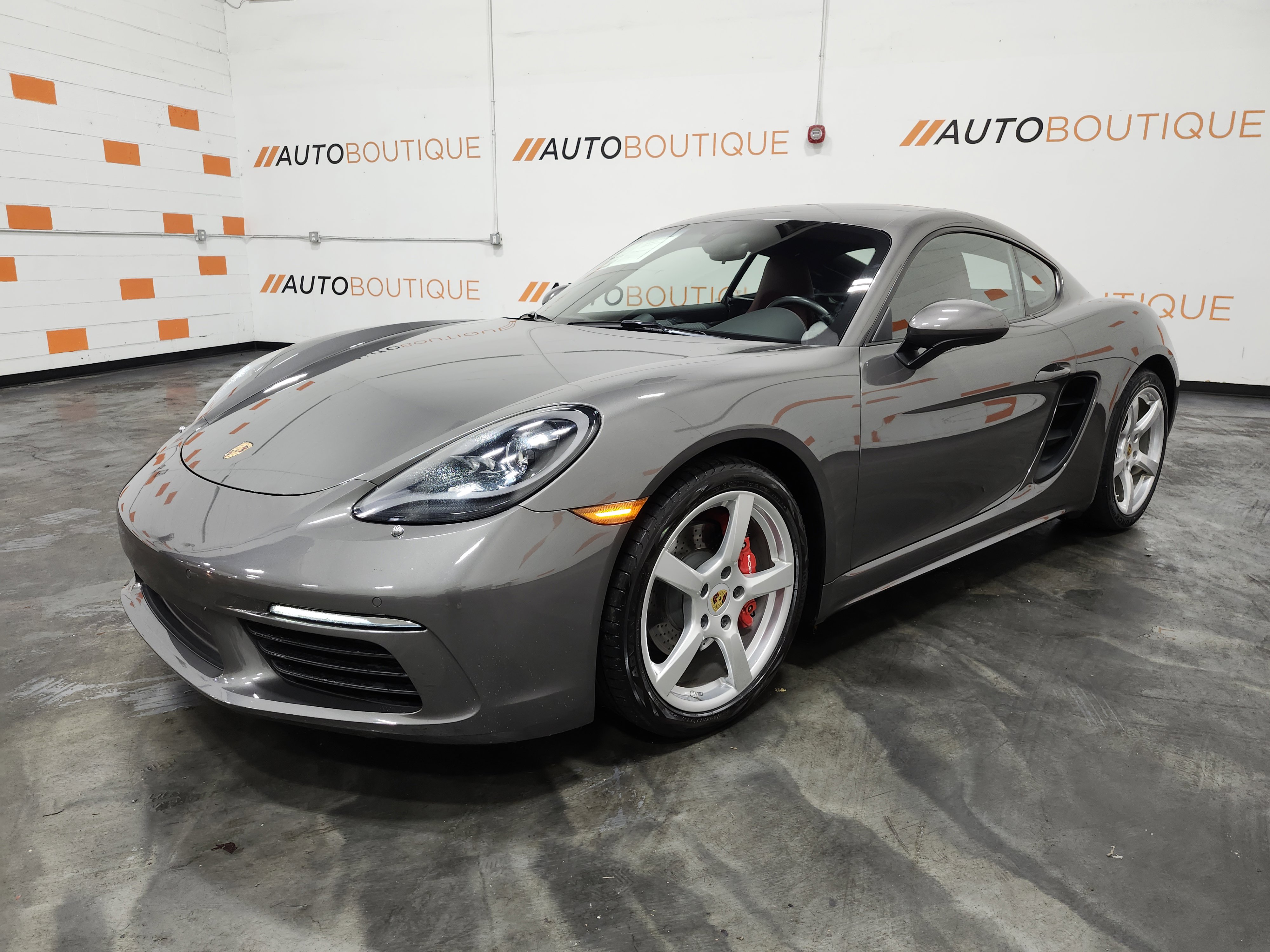 Used 2017 Porsche 718 Cayman S RWD image 14