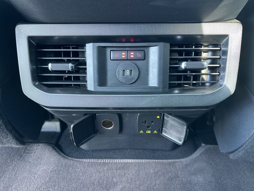 Used 2024 Ford F350 Platinum w/ FX4 Off-Road Package image 32