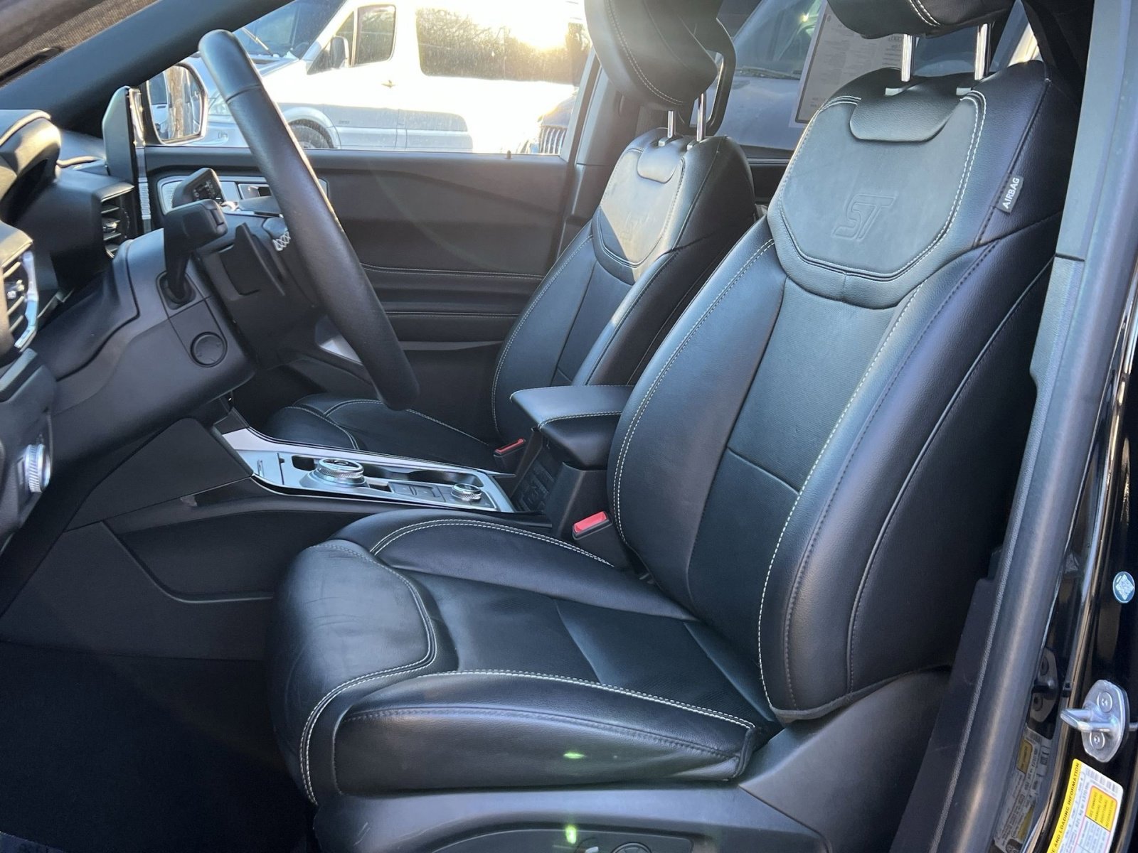 Used 2022 Ford Explorer ST w/ Equipment Group 401A image 11