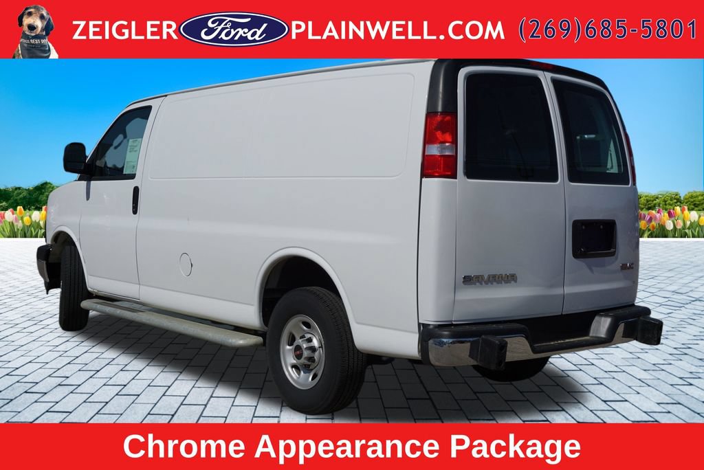 Used 2024 GMC Savana 2500 w/ Driver Convenience Package RWD image 3