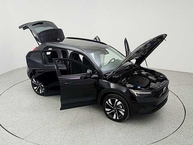 Used 2026 Volvo XC40 B5 Ultra image 37
