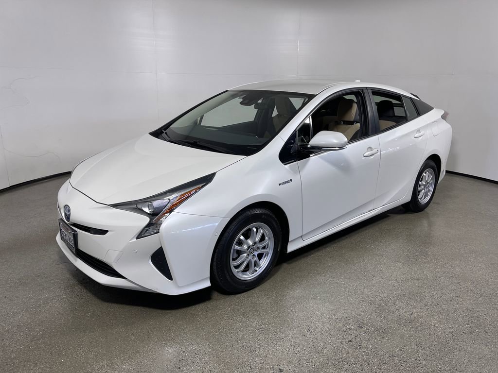 Certified 2018 Toyota Prius Three FWD image 7