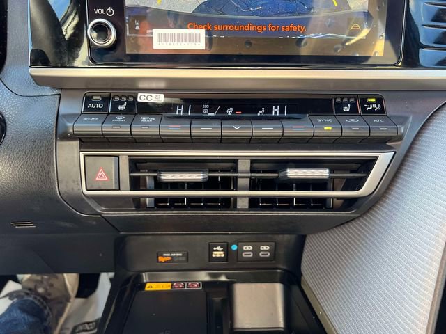 Certified 2026 Toyota Camry SE w/ Convenience Package image 33