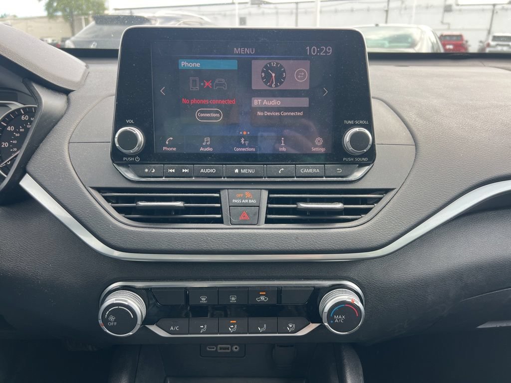 Used 2020 Nissan Altima 2.5 S FWD image 4