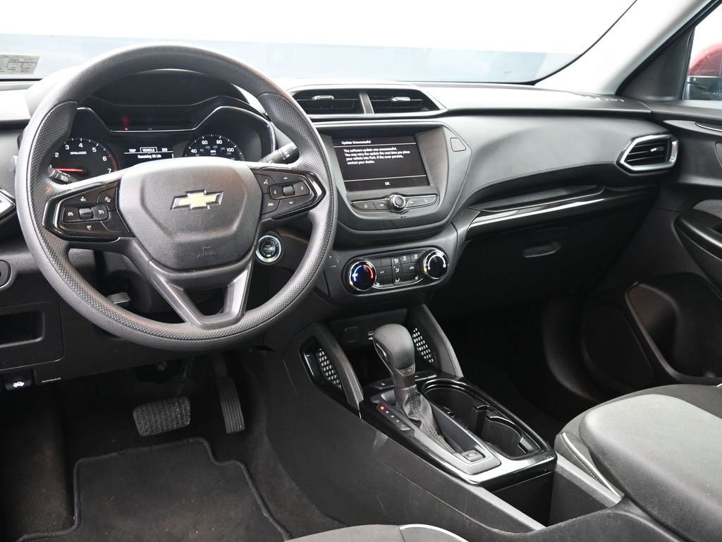 Used 2023 Chevrolet TrailBlazer LT image 26