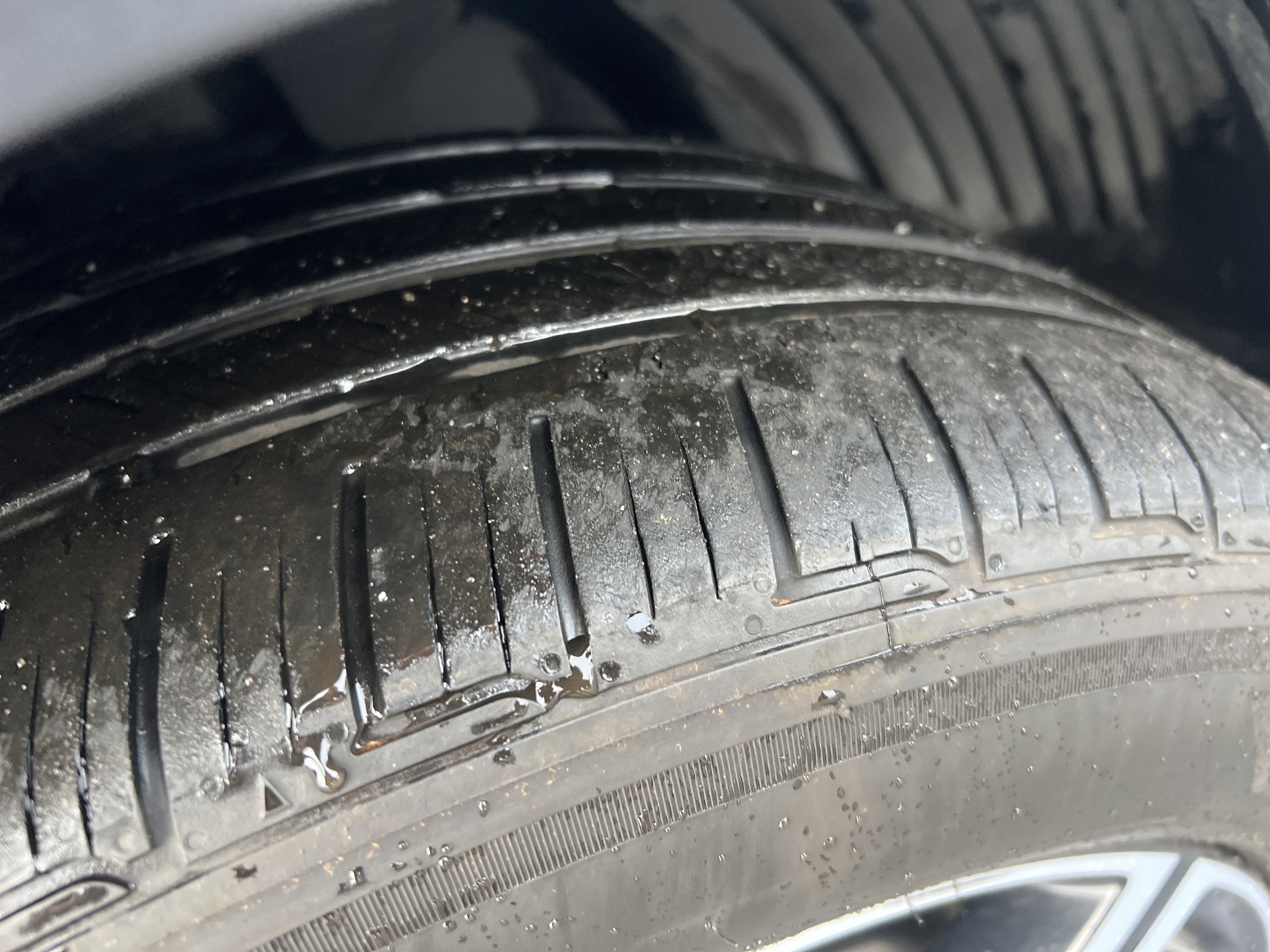 Certified 2024 Mercedes-Benz GLE 450e 4MATIC image 12