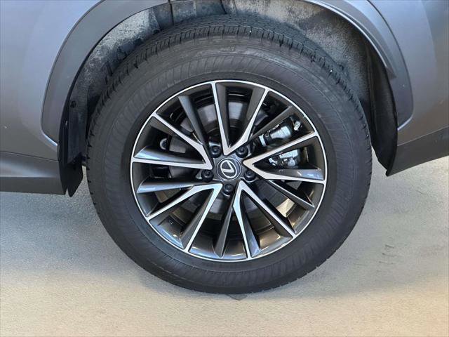 Used 2023 Lexus NX 250 FWD image 8
