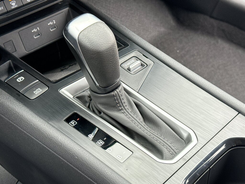 New 2026 Nissan Kicks SV w/ Cold Weather Package FWD image 13