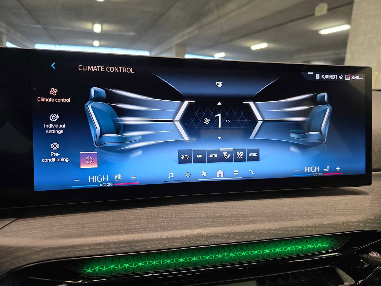 Used 2025 BMW 330i xDrive 330i xDrive w/ M Sport Package image 14