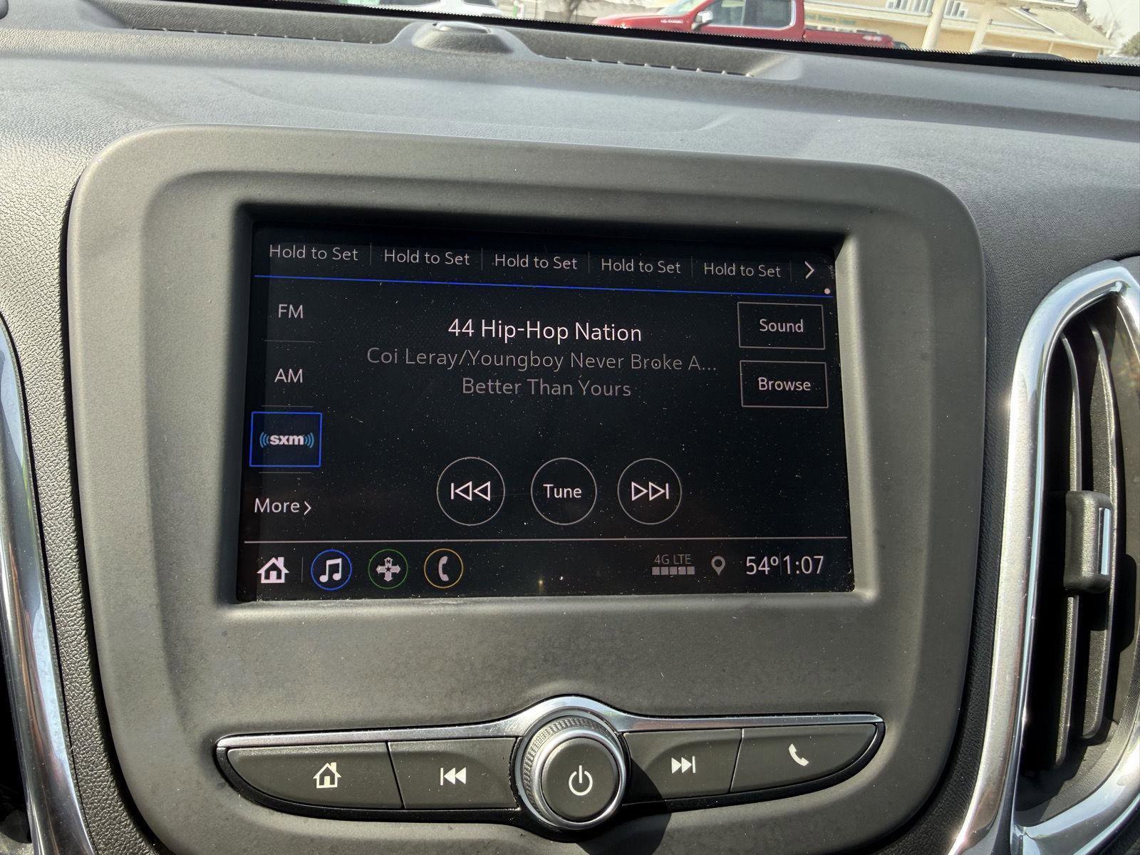 Used 2020 Chevrolet Equinox LT FWD image 19