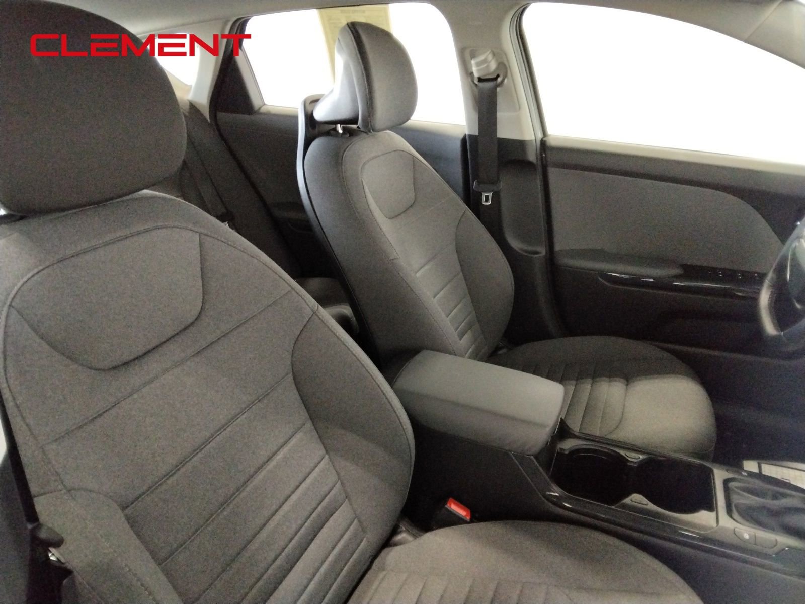 Used 2025 Kia K4 EX image 39