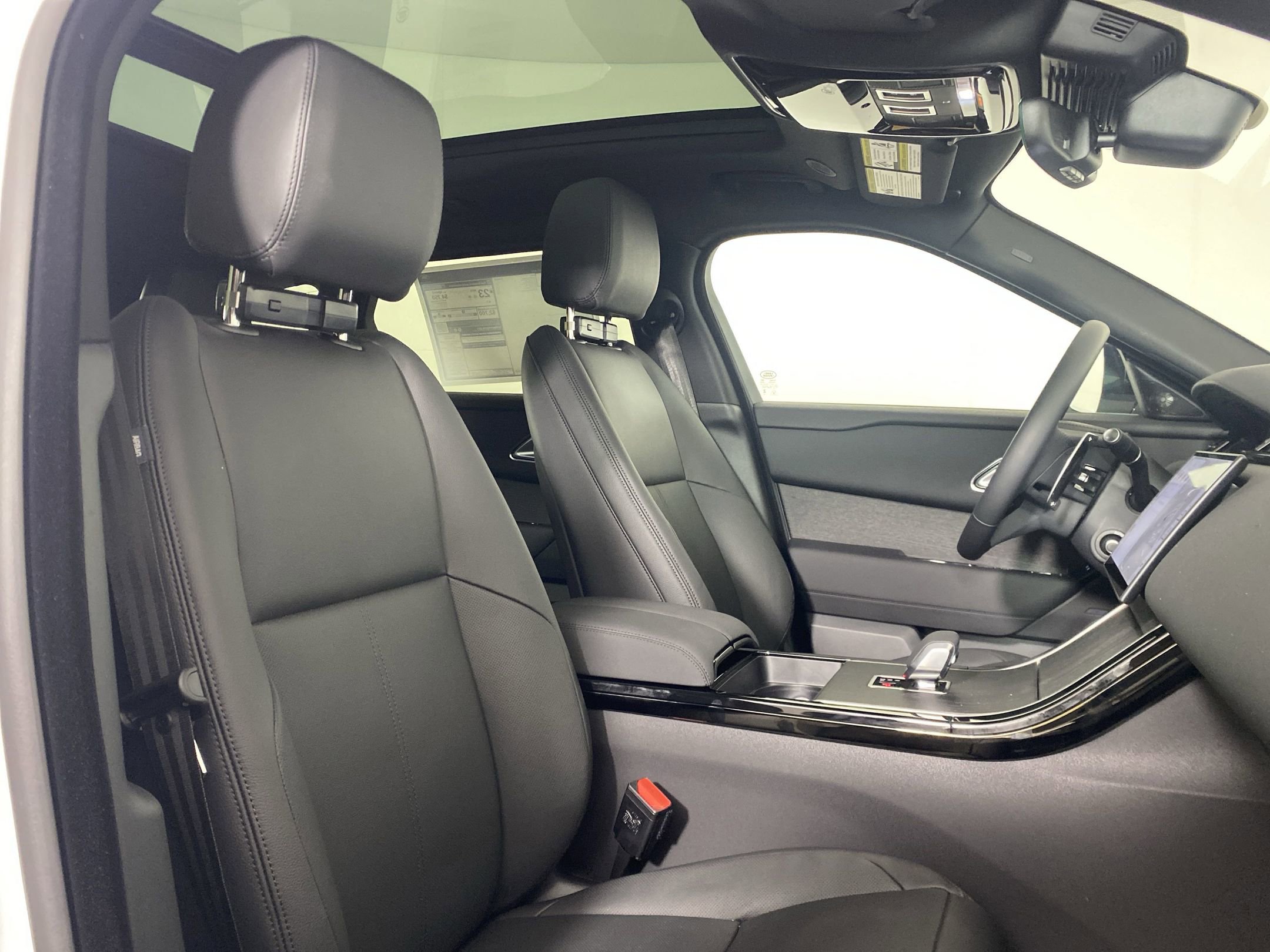 Used 2026 Land Rover Range Rover Velar S image 18