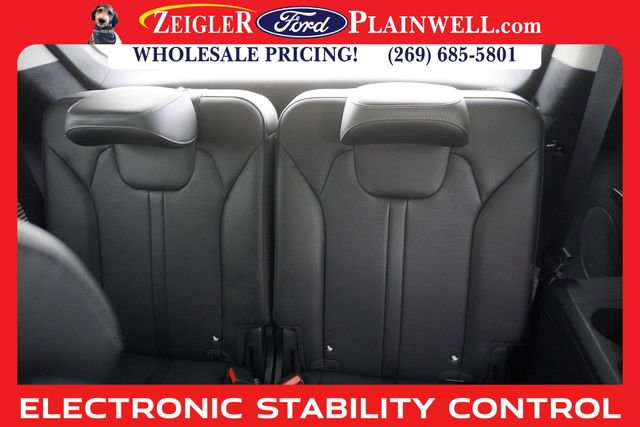 Used 2024 Kia Sorento S image 8