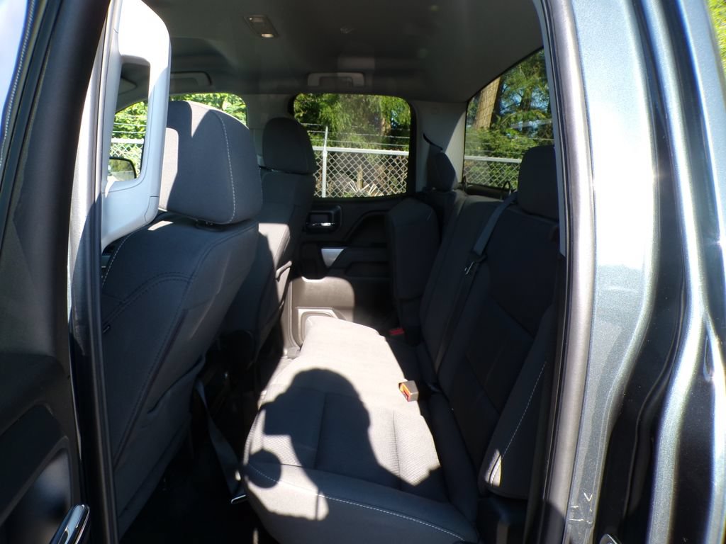 Used 2018 Chevrolet Silverado 1500 LT w/ All Star Edition AWD/4WD image 18