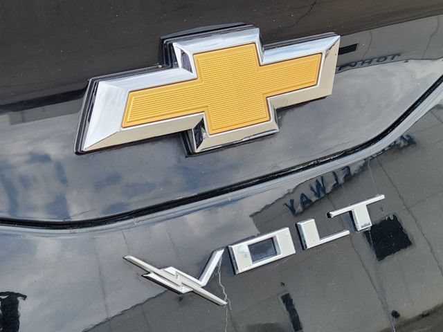 Certified 2017 Chevrolet Volt Premier w/ Driver Confidence II Package FWD image 11