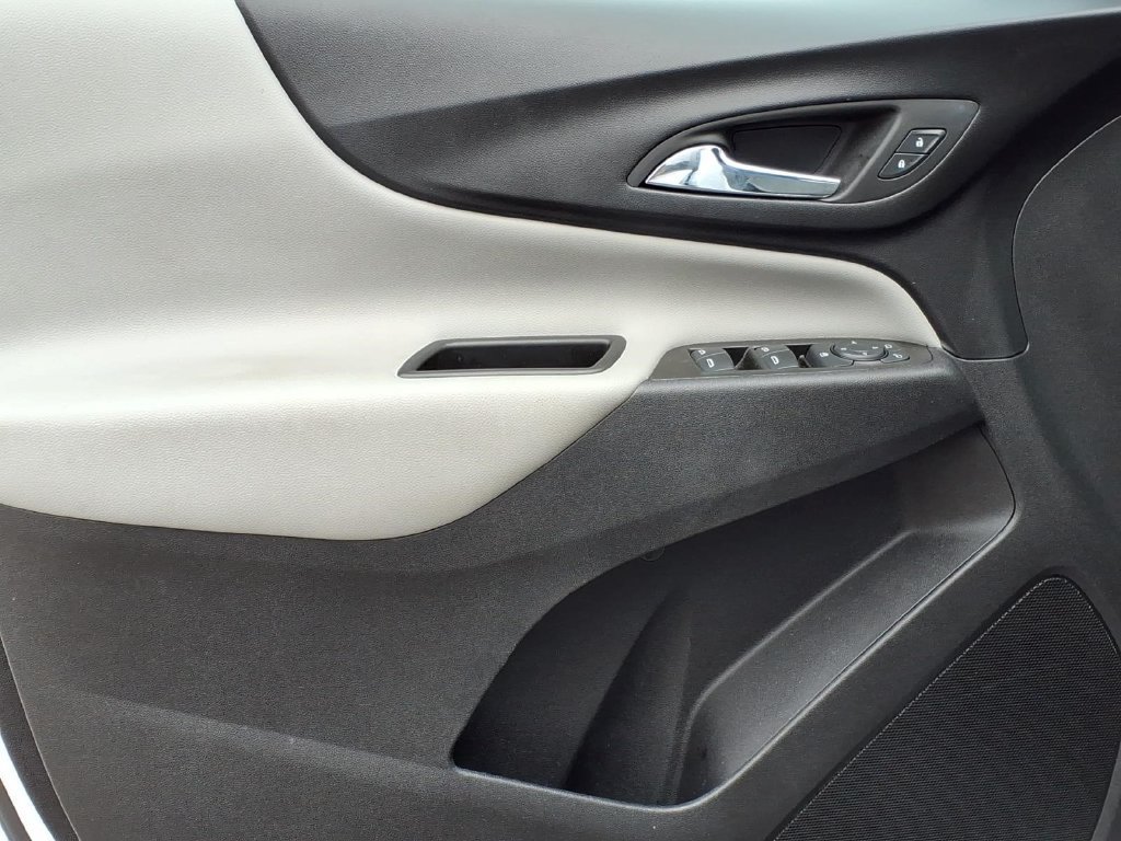 Used 2024 Chevrolet Equinox LS w/ LS Convenience Package FWD image 14