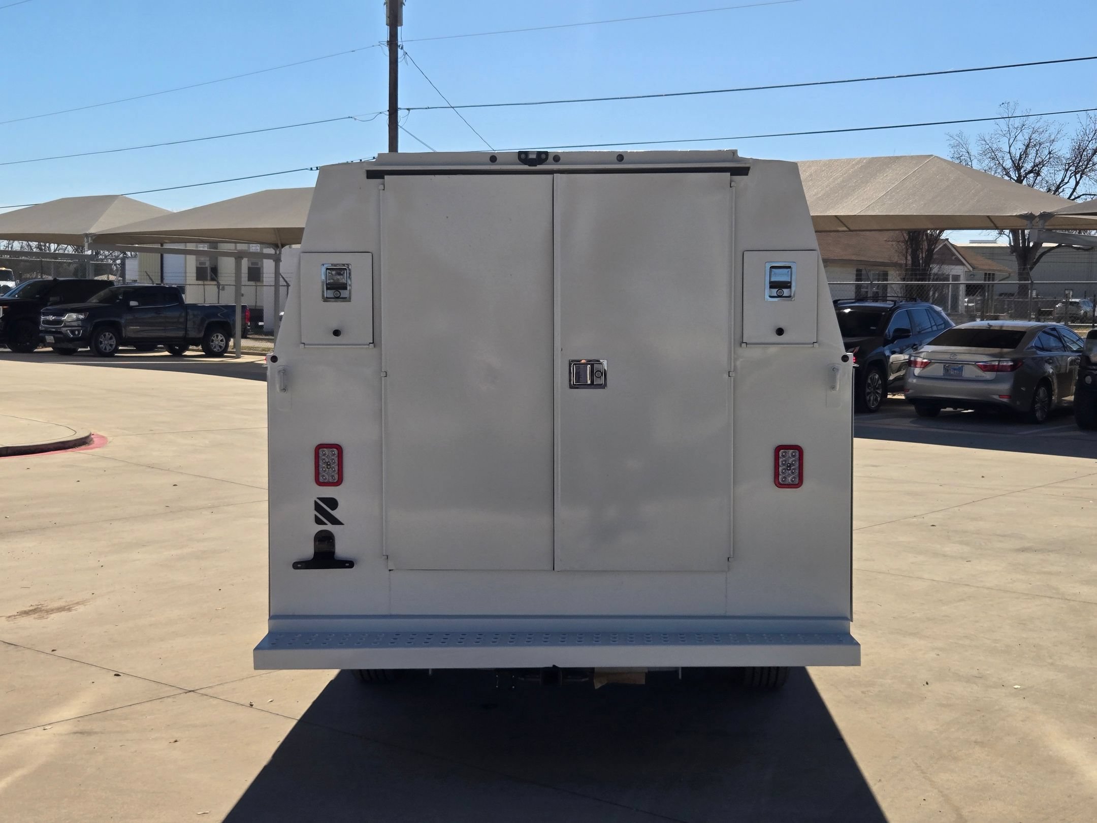 New 2025 Chevrolet Express 3500 w/ Power Convenience Package RWD image 4