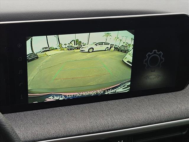 Used 2025 Nissan Kicks SV image 13