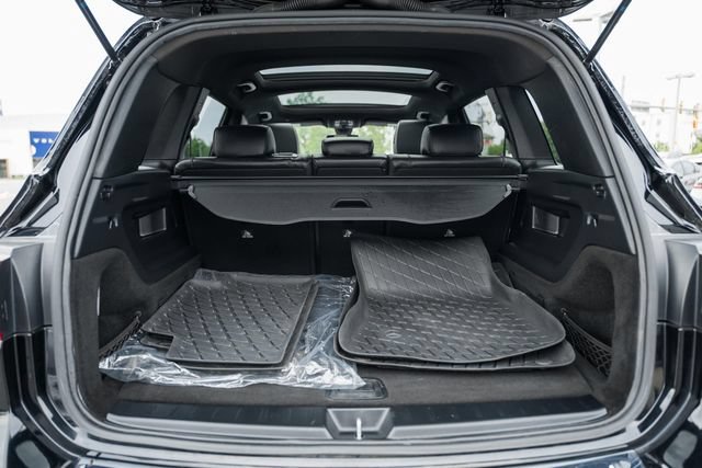 Used 2022 Mercedes-Benz GLB 250 4MATIC image 10