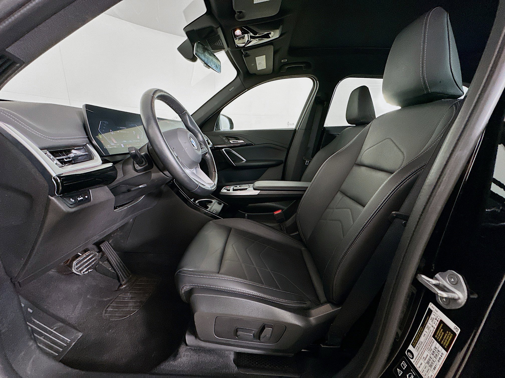 Used 2025 BMW X1 xDrive28i image 13