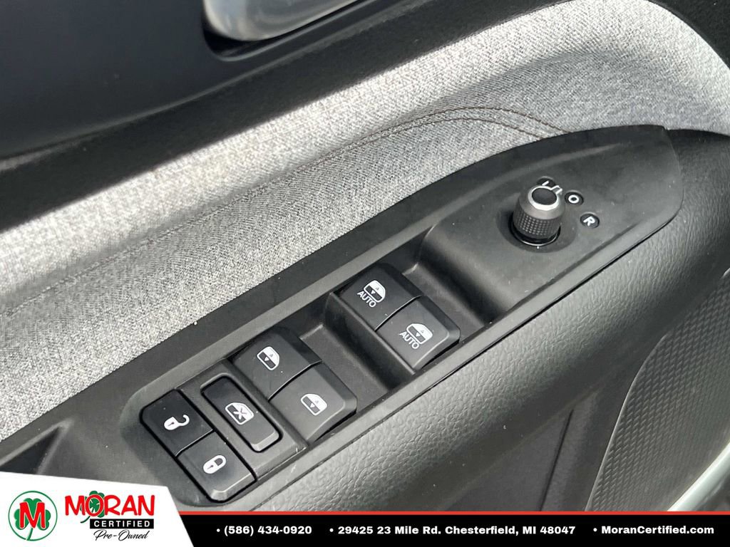 Used 2023 Jeep Compass Latitude AWD/4WD image 15