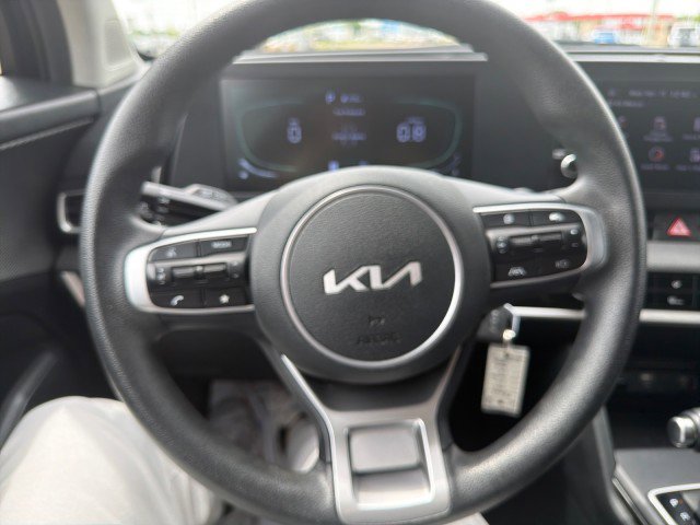 Used 2024 Kia Sportage LX image 20