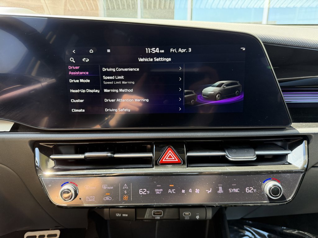 Used 2023 Kia Niro Wave w/ Wave Preserve Package image 22