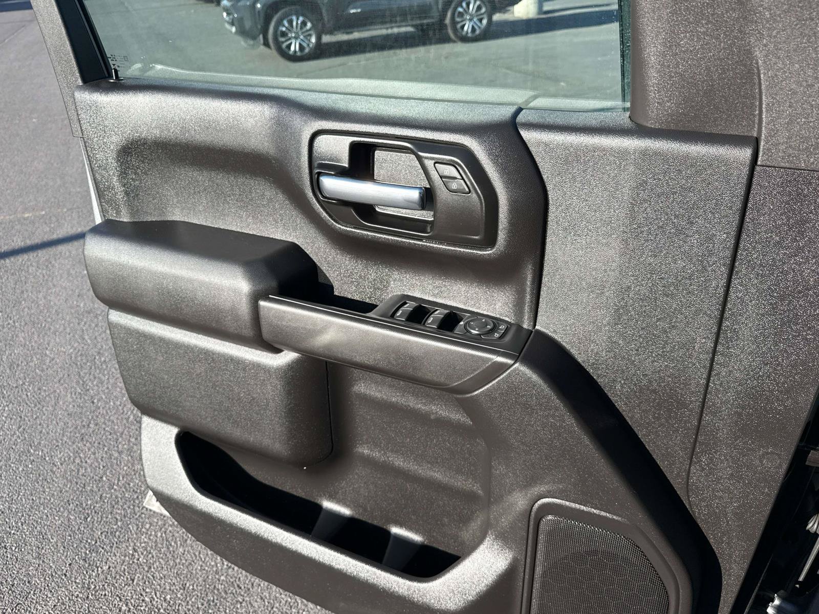 Used 2021 Chevrolet Silverado 1500 Custom w/ LPO, Dark Essentials Package AWD/4WD image 13