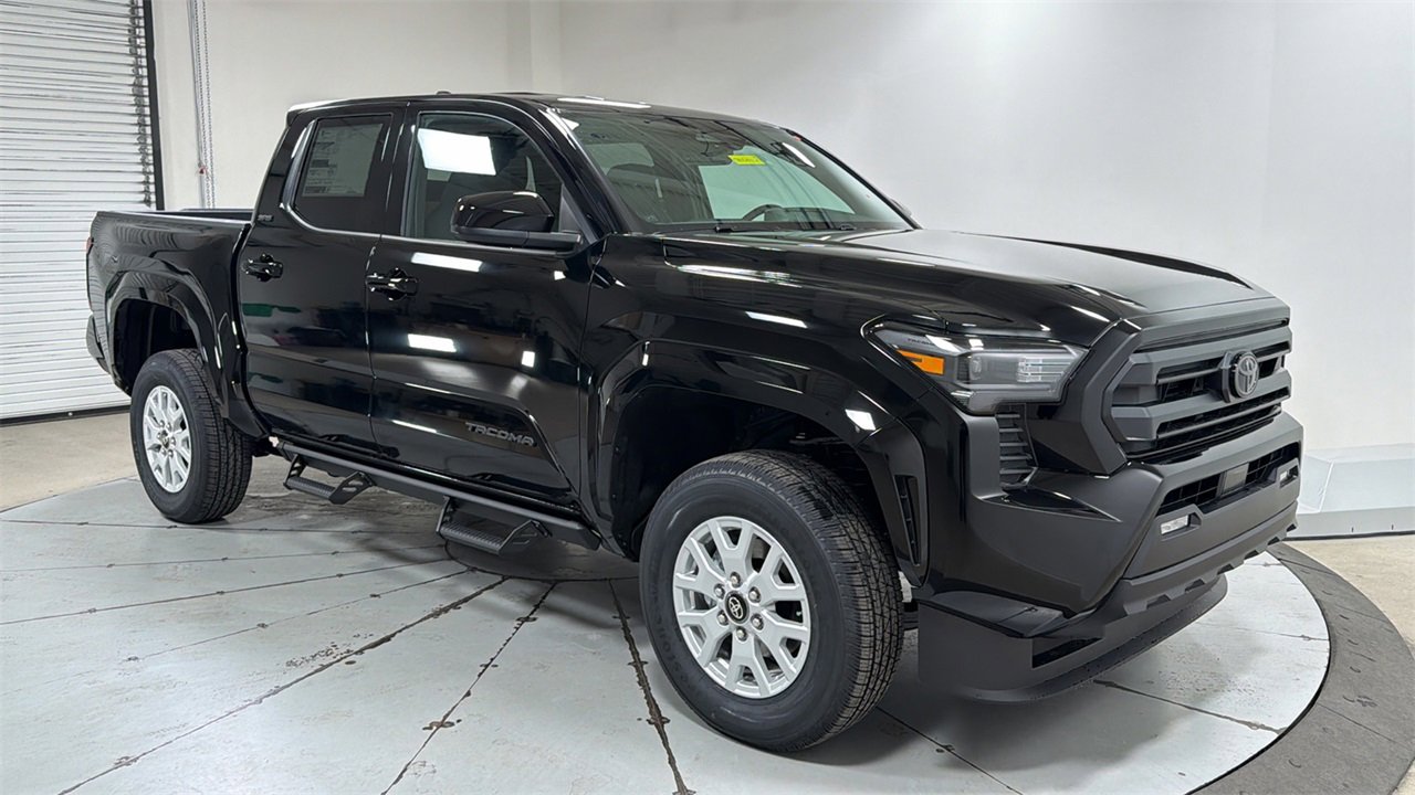 New 2026 Toyota Tacoma SR5 image 3