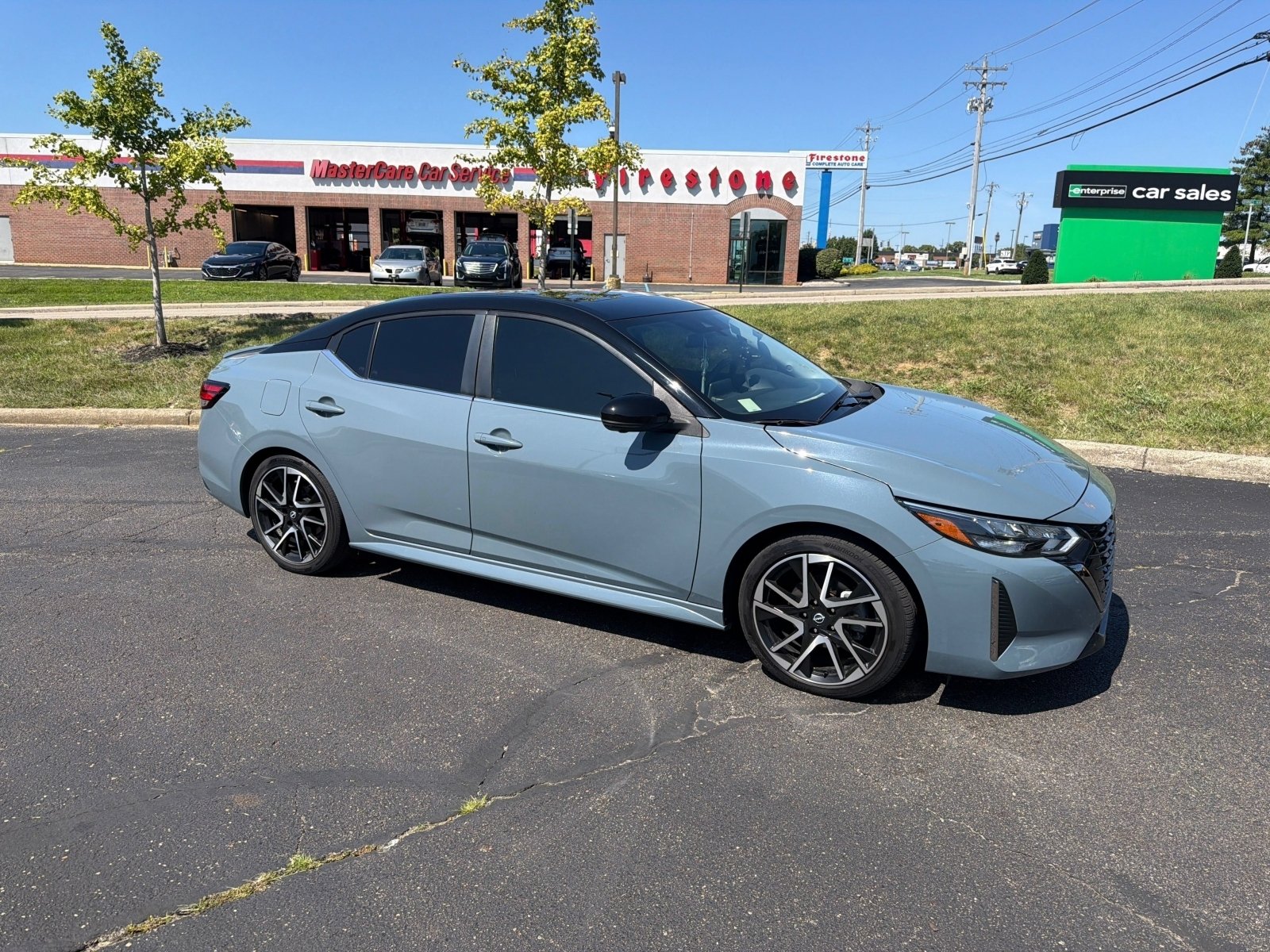 Used 2024 Nissan Sentra SR w/ SR Premium Package FWD image 22