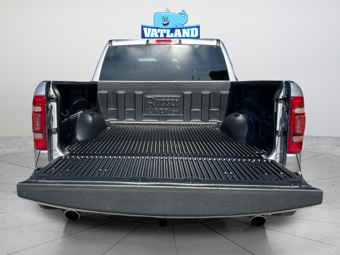 Certified 2024 RAM 1500 Laramie RWD image 38