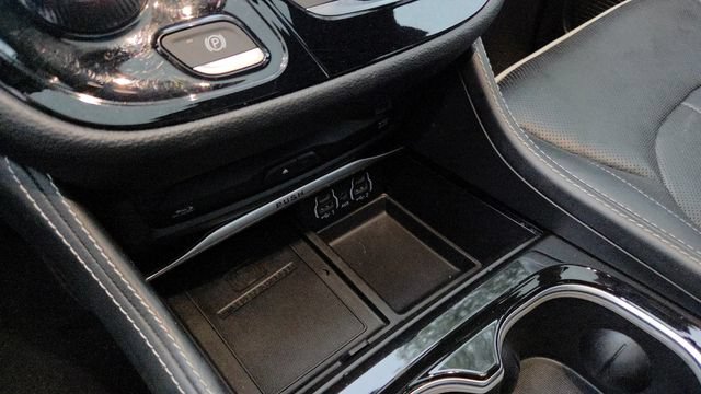 Certified 2023 Chrysler Pacifica Limited w/ Uconnect Theater Family Group AWD/4WD image 21