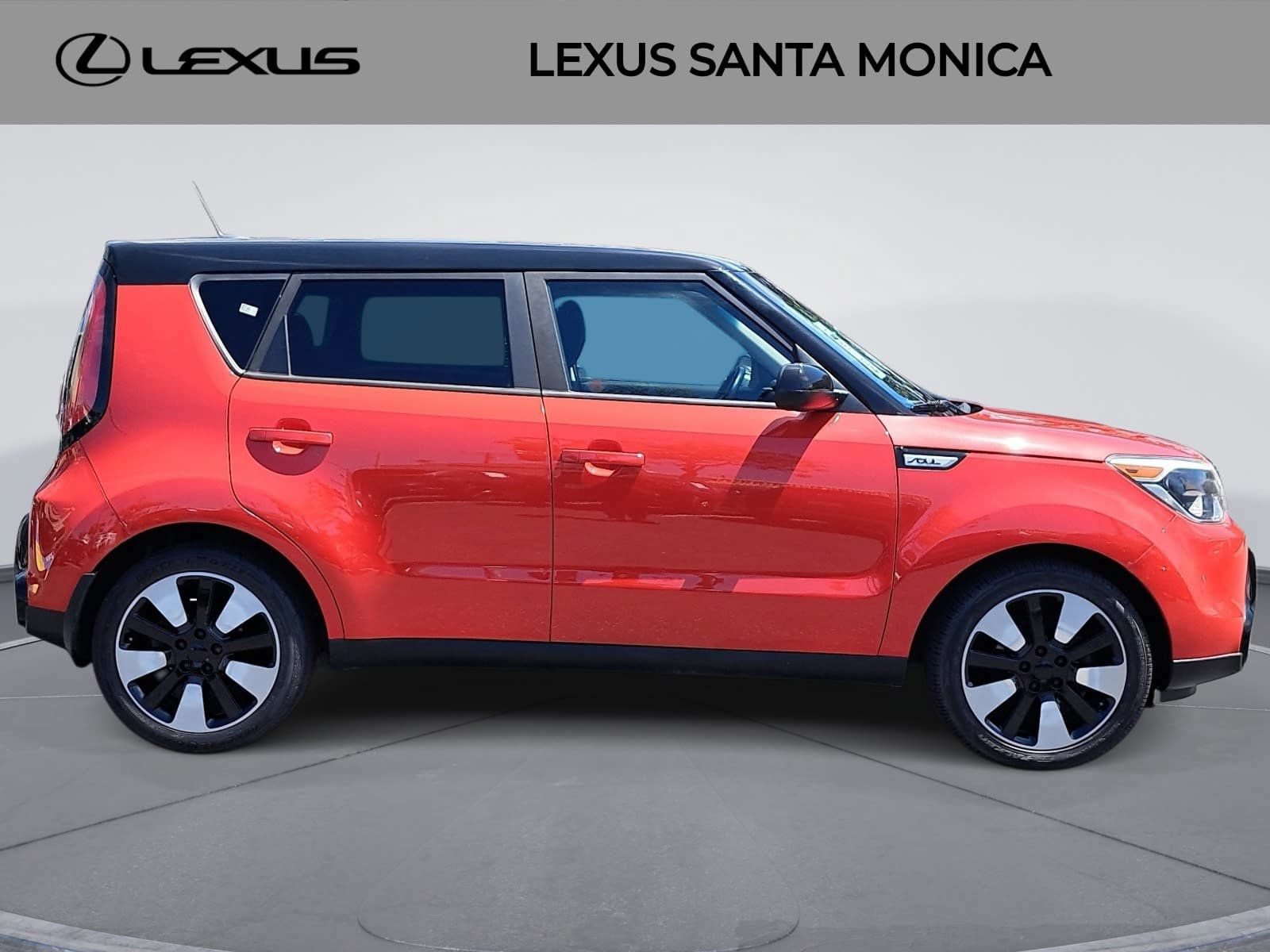 Used 2016 Kia Soul + w/ Designer's Package FWD image 4