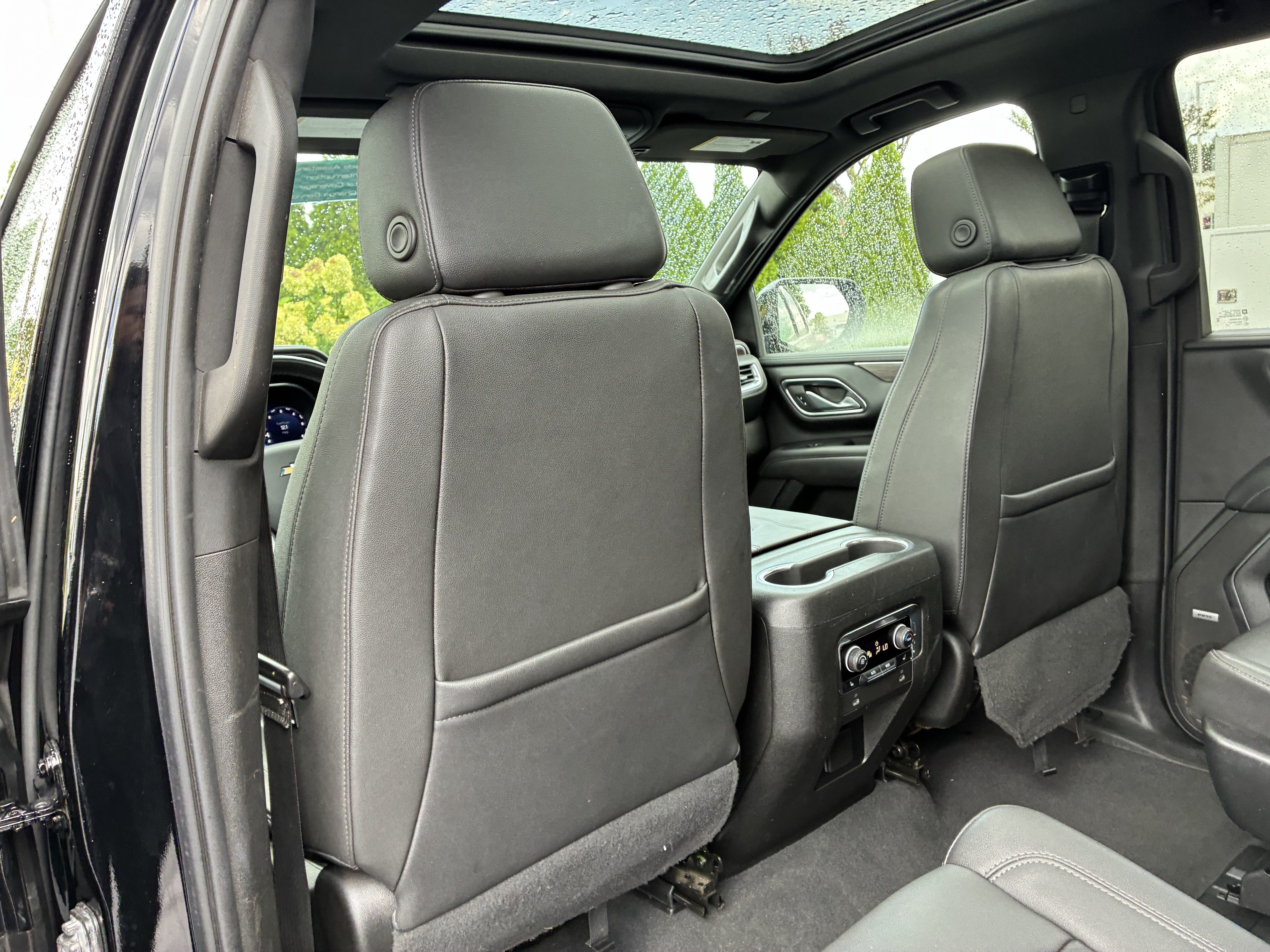 Used 2022 Chevrolet Tahoe LT w/ LT Signature Package AWD/4WD image 15