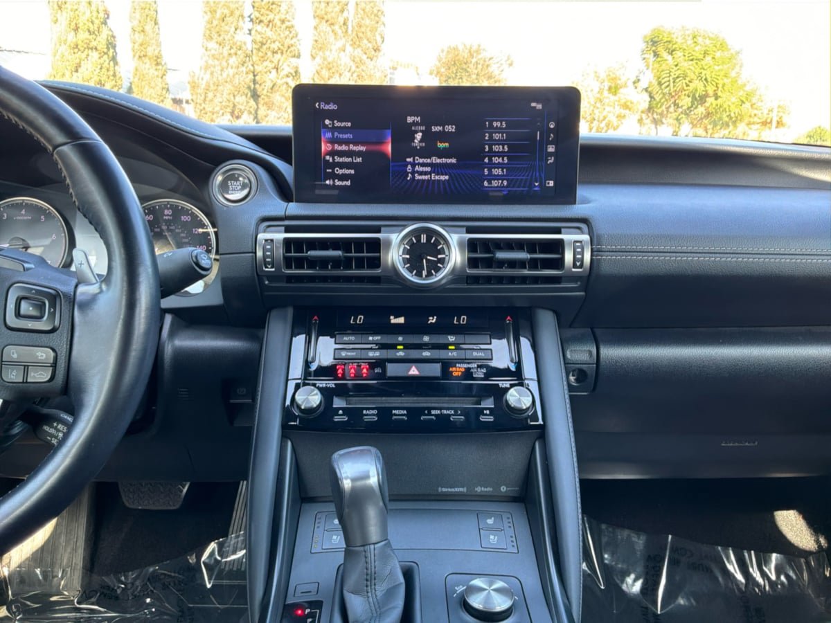 Used 2022 Lexus IS 300 w/ Premium Package RWD image 15