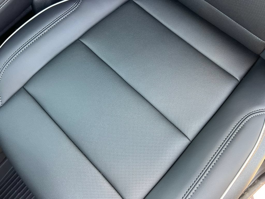 New 2027 Buick Enclave Preferred w/ LPO, Floor Liner Package AWD/4WD image 11