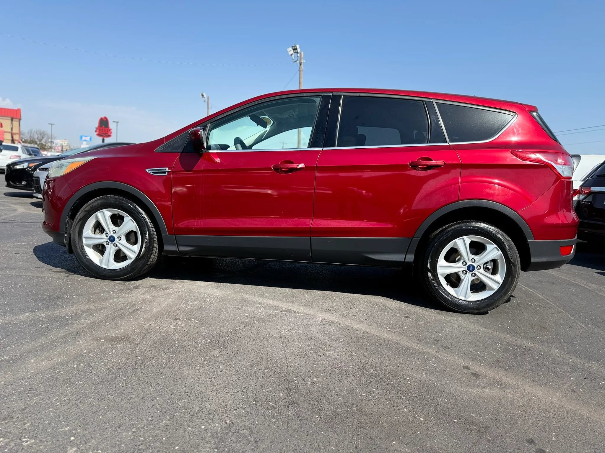 Used 2015 Ford Escape SE FWD image 10