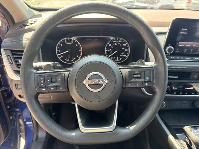 Used 2023 Nissan Rogue SV AWD/4WD image 18