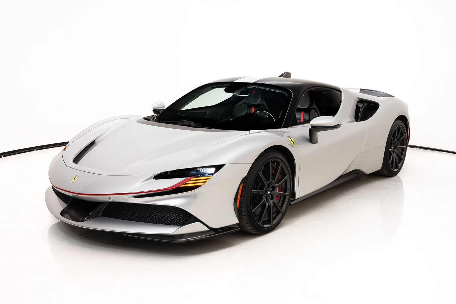 Certified 2021 Ferrari SF90 Stradale AWD/4WD image 6