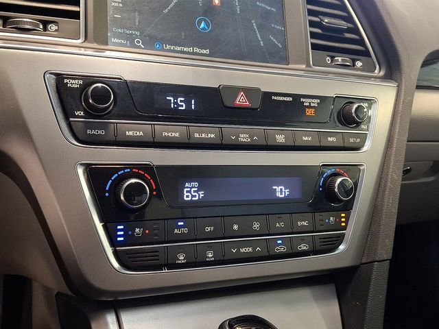 Used 2017 Hyundai Sonata Limited w/ Tech Package 03 FWD image 15