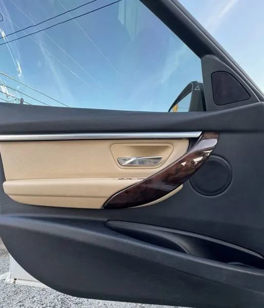 Used 2018 BMW 330i Sedan RWD image 18