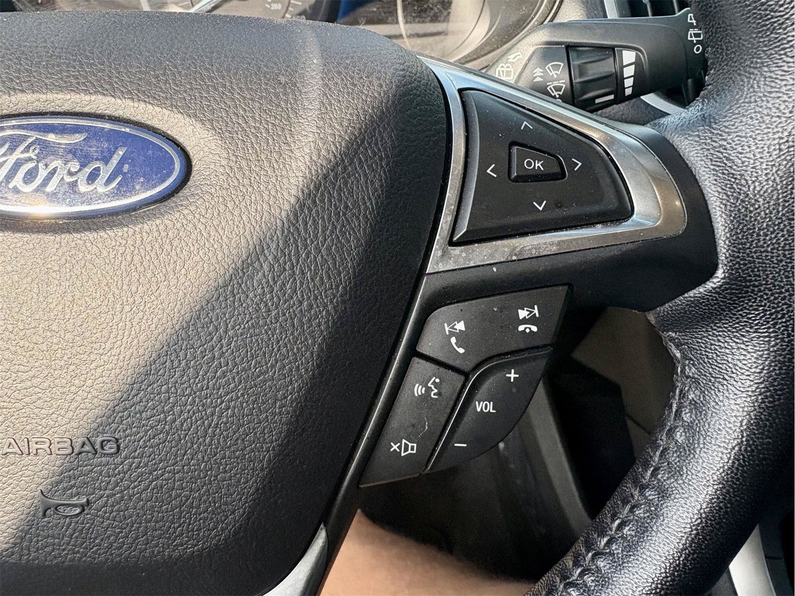 Used 2023 Ford Edge SEL w/ Convenience Package AWD/4WD image 16