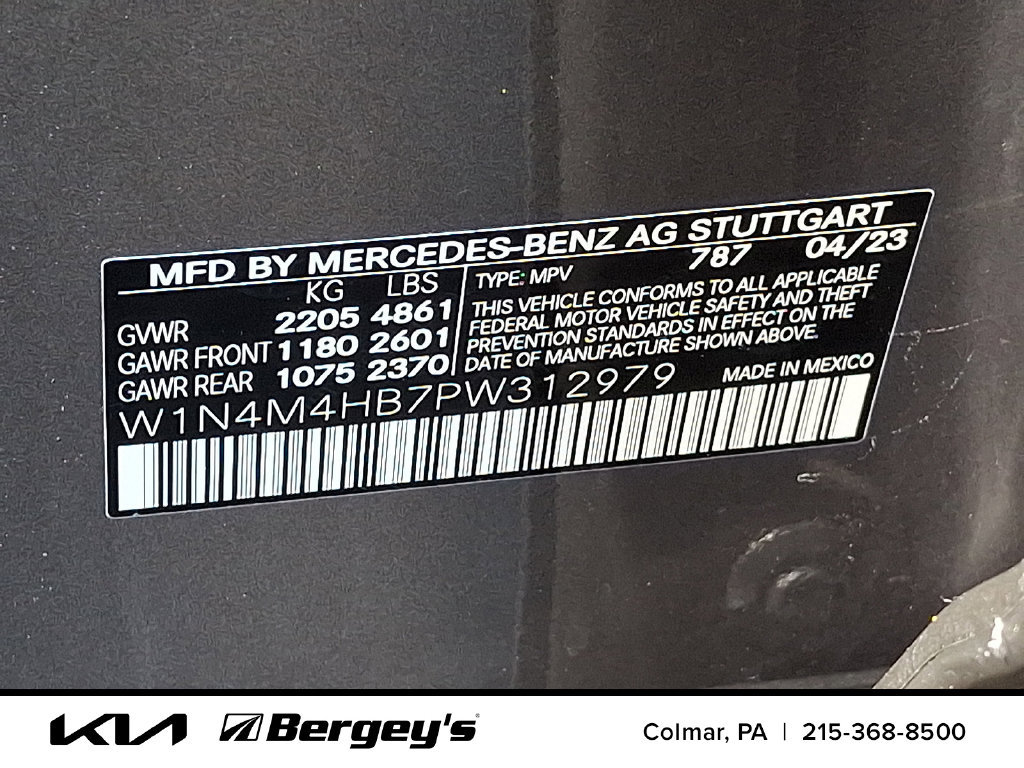 Used 2023 Mercedes-Benz GLB 250 4MATIC image 31