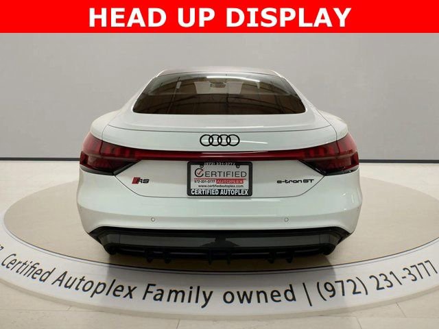 Used 2023 Audi RS e-tron GT w/ Carbon Performance Package AWD/4WD image 4