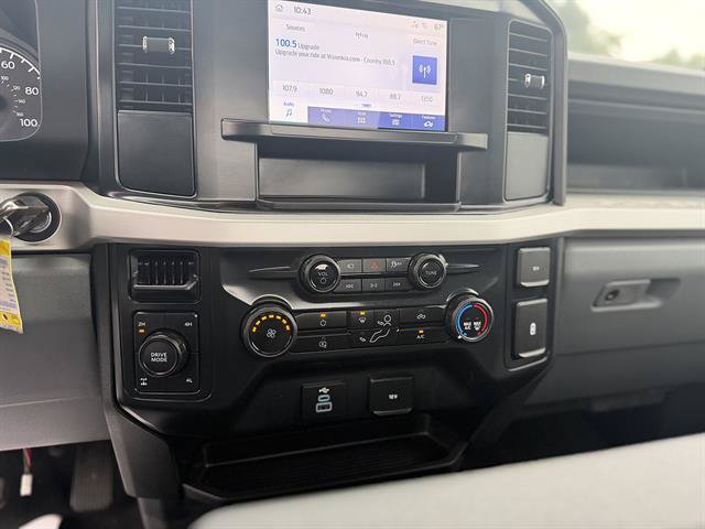New 2025 Ford F350 XL w/ STX Appearance Package AWD/4WD image 12