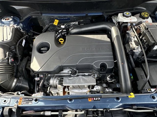 Certified 2024 Chevrolet Equinox LT w/ LPO, Floor Liner Package image 28