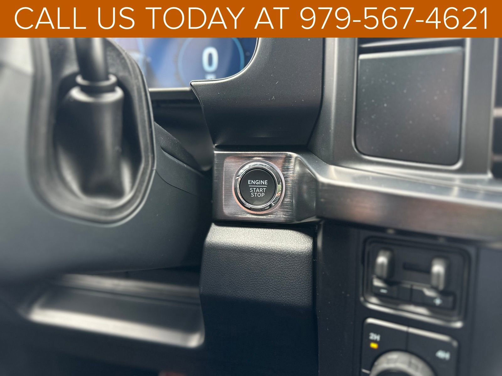 New 2025 Ford F250 Lariat w/ FX4 Off-Road Package image 14
